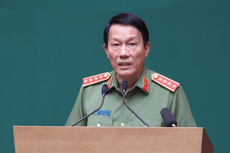 Đại tướng Lương Tam Quang, Bộ trưởng Bộ Công an, phát biểu khai mạc Hội nghị sơ kết công tác Công an 6 tháng đầu năm 2026, định hướng về an ninh kinh tế.